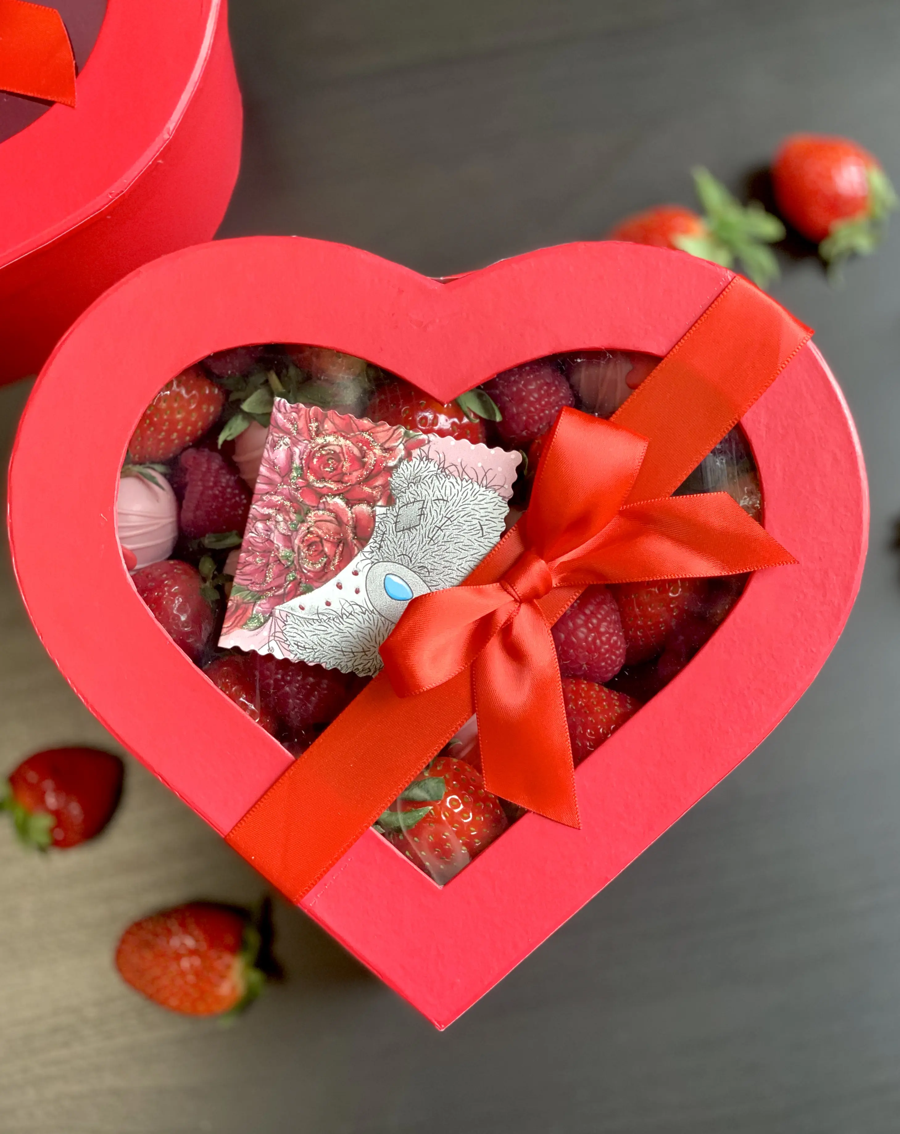 Ягодная коробочка "Sweet Strawberry" 9 400 руб.. Фото N3