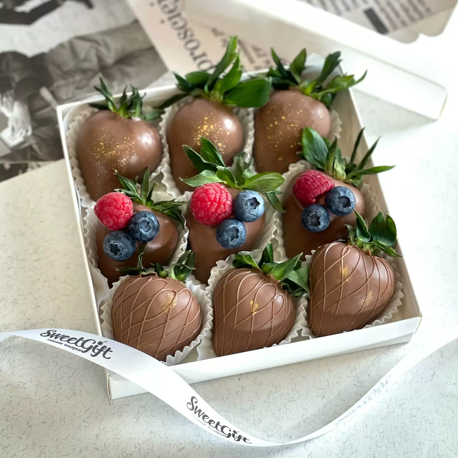 Клубника в шоколаде "Choco bonbons" 1 600 руб.