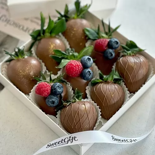 Клубника в шоколаде "Choco bonbons" 1 600 руб.. Фото N2