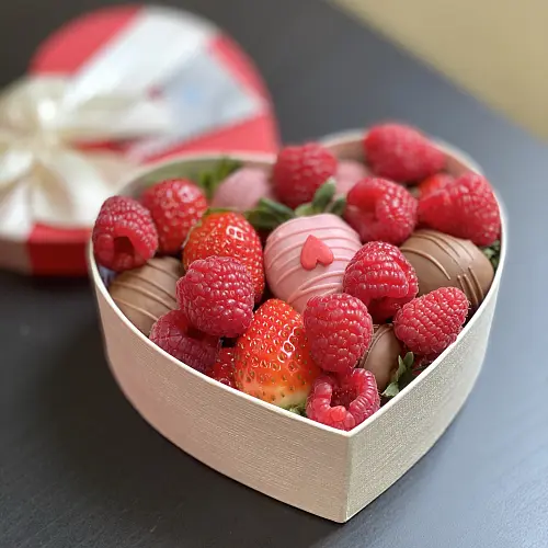 Ягодная коробочка "Valentine day" 2 100 руб.. Фото N2